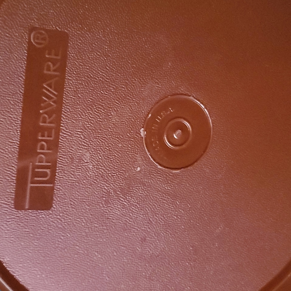 VTG Nesting Tupperware - Picture 5 of 6